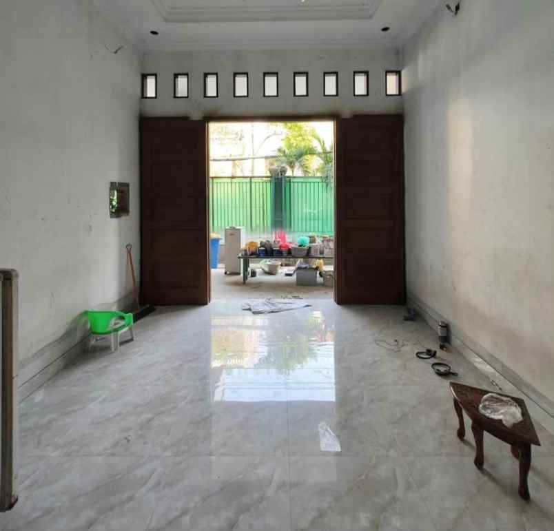 dijual rumah duren sawit