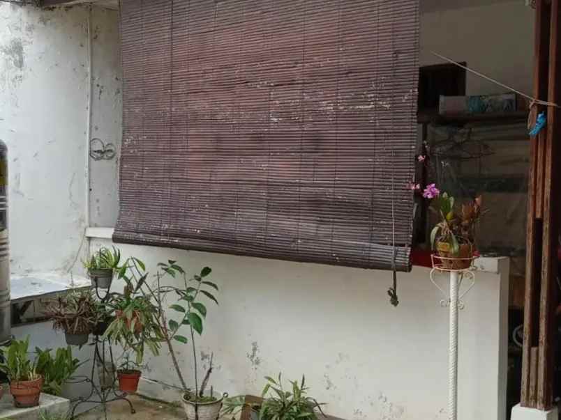 dijual rumah duren sawit