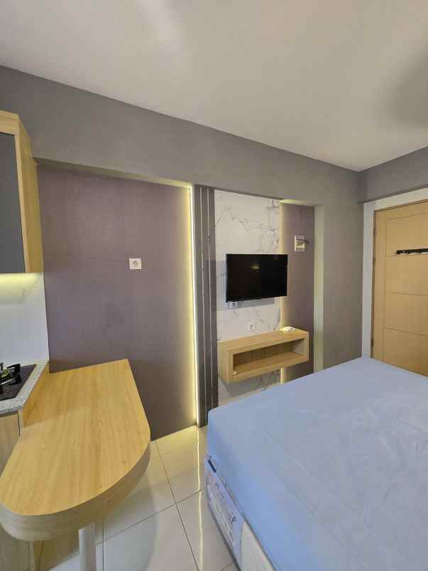 dijual rumah educity yale