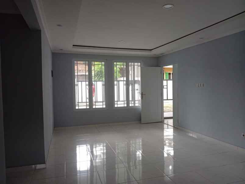 dijual rumah full renovasi siaphuni di bendungan hilir