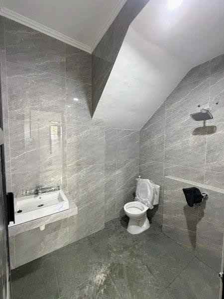 dijual rumah galaxy bumi permai araya
