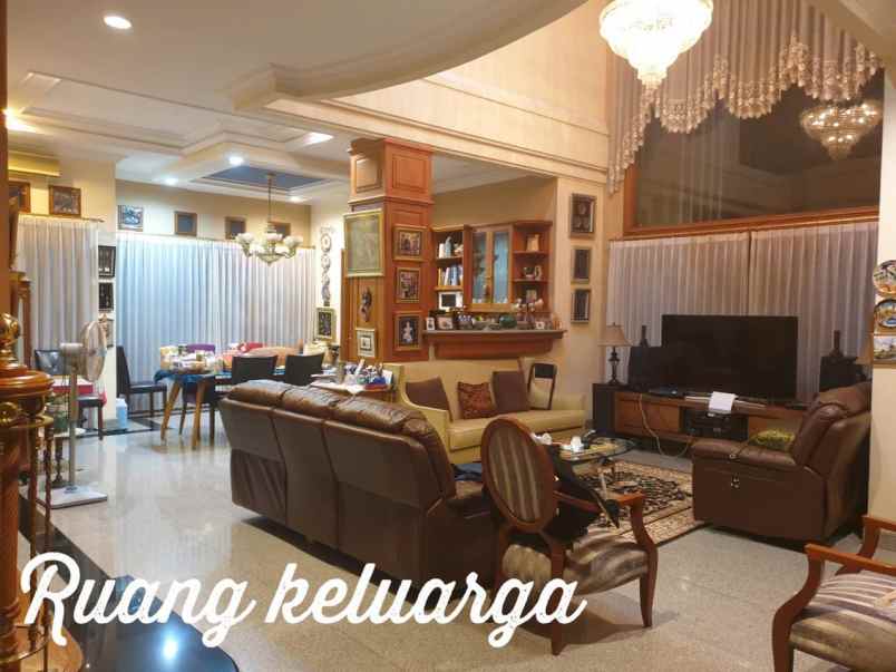 dijual rumah galaxy bumi permai araya