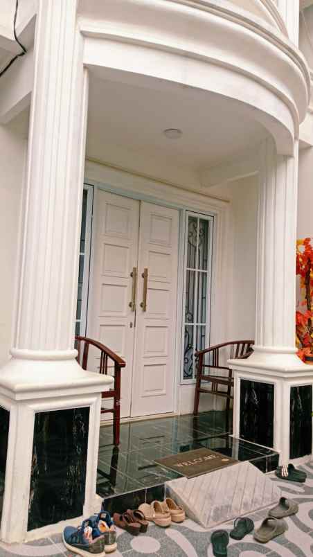 dijual rumah gdc kel kalibaru kec cilodong depok