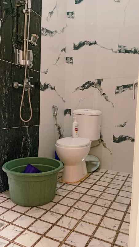 dijual rumah gdc kel kalibaru kec cilodong depok