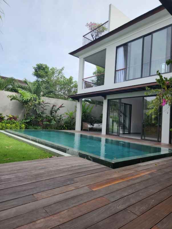 dijual rumah gita kencana karang mas