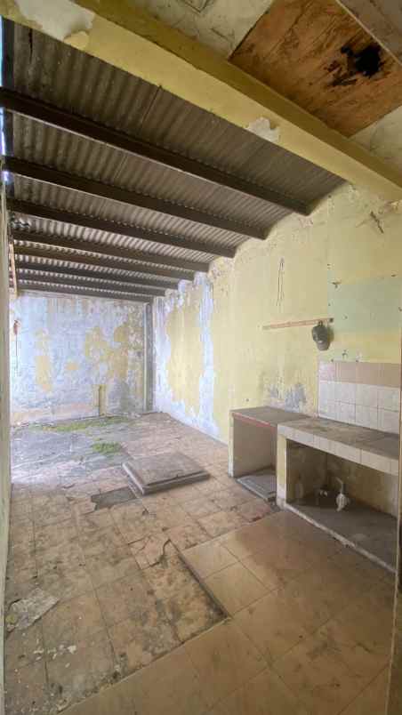 dijual rumah hitung tanah di purimas rungkut wonorejo