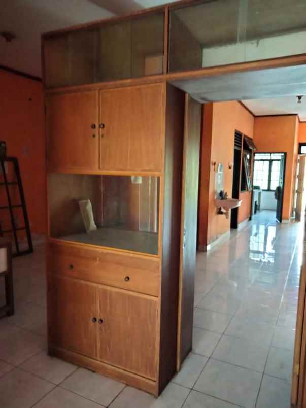 dijual rumah idaman tengah kota