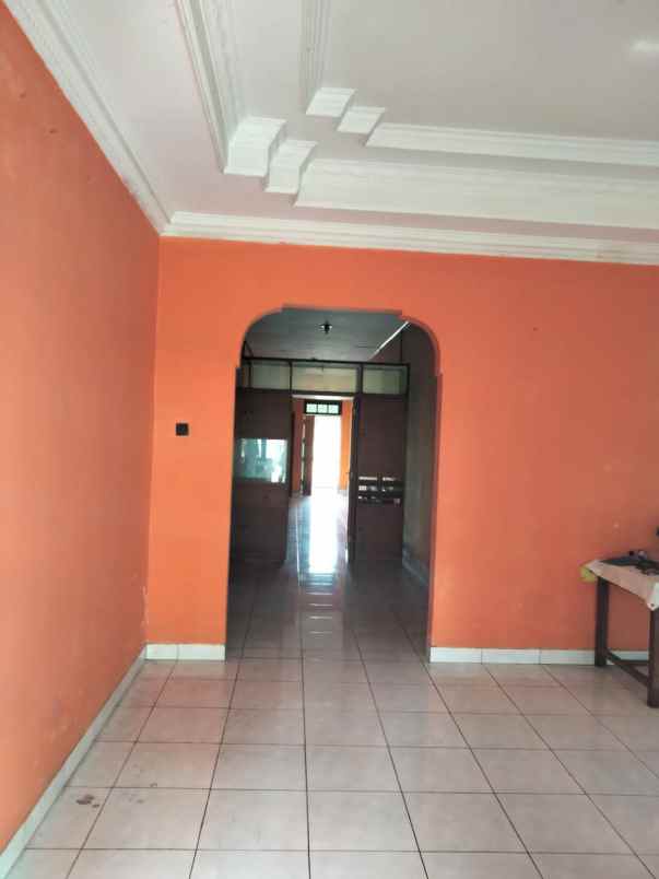 dijual rumah idaman tengah kota