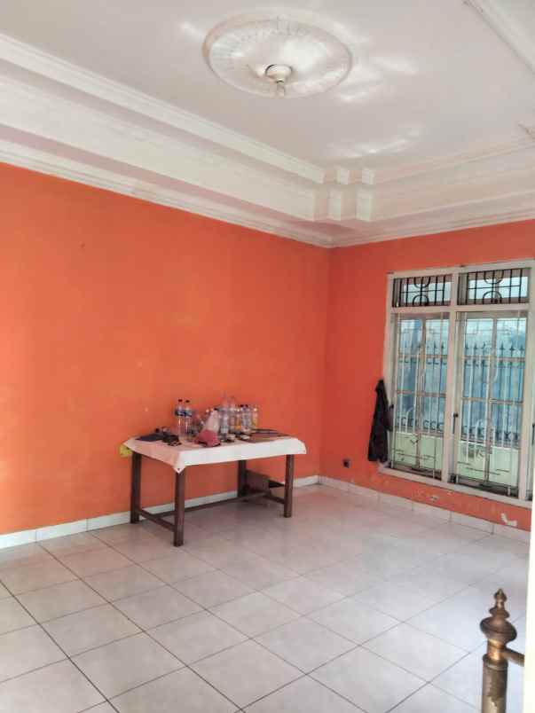 dijual rumah idaman tengah kota