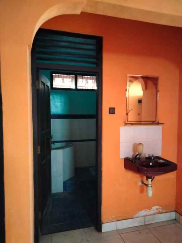 dijual rumah idaman tengah kota