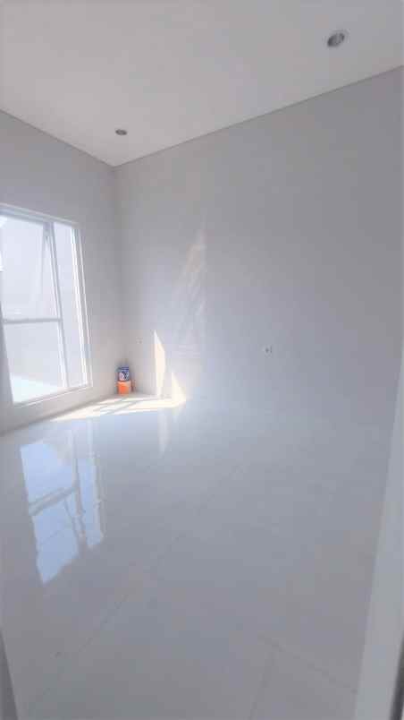 dijual rumah imperial gading sukapura