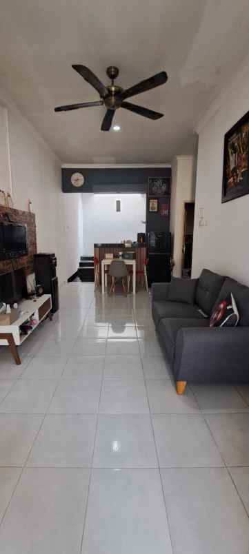 dijual rumah jagakarsa jagakarsa