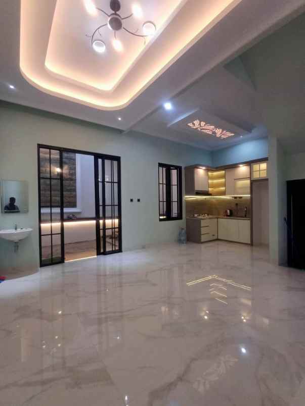 dijual rumah jagakarsa jakarta selatan