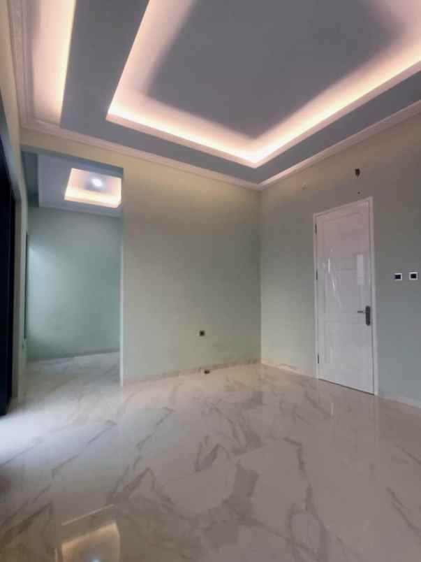 dijual rumah jagakarsa jakarta selatan