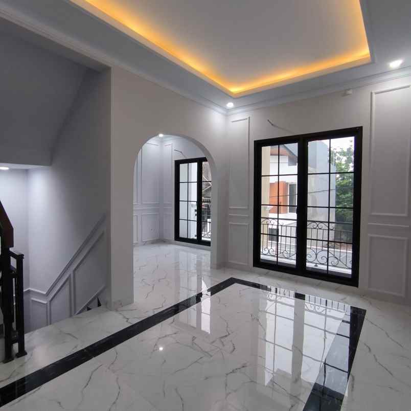 dijual rumah jagakarsa jakarta selatan