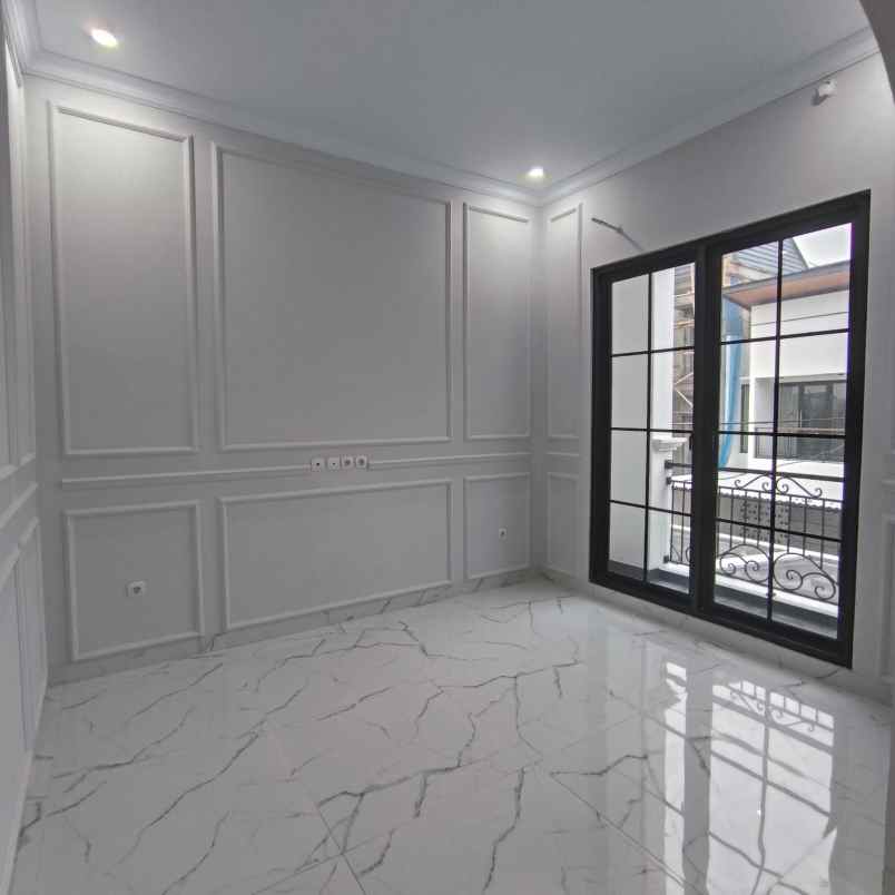 dijual rumah jagakarsa jakarta selatan