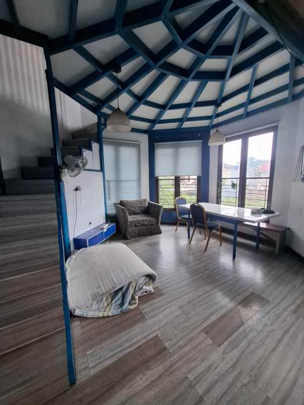 dijual rumah jaka sampurna