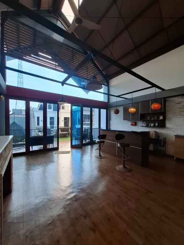 dijual rumah jaka sampurna
