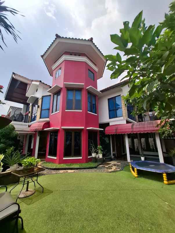 dijual rumah jaka sampurna