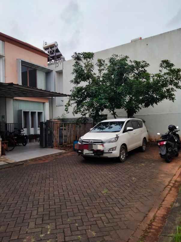 dijual rumah jakarta garden city