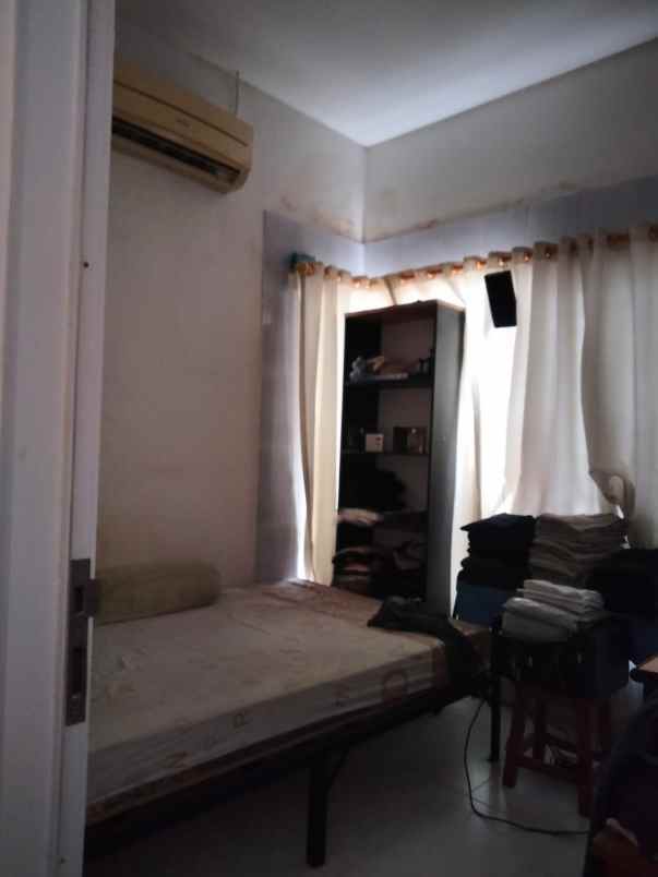 dijual rumah jakarta garden city