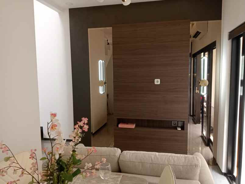 dijual rumah jalan h abdul wahab