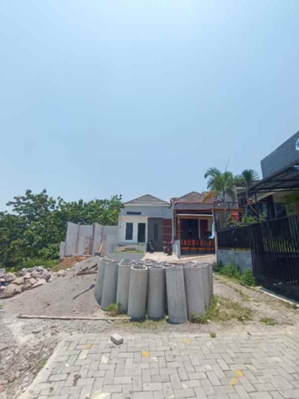 dijual rumah jalan mangun harjo ii