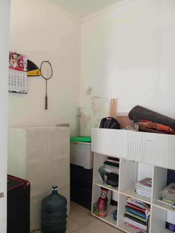 dijual rumah jalan mekarwangi