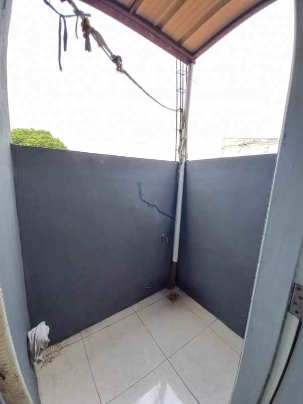 dijual rumah jalan mekarwangi