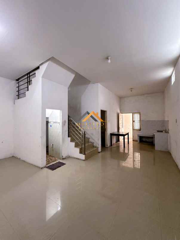 dijual rumah jalan nangka jalan adam malik