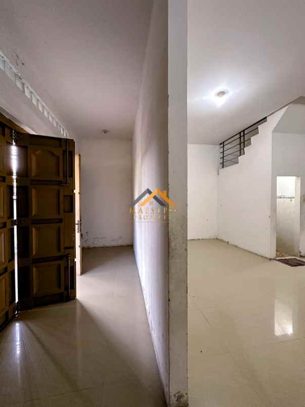 dijual rumah jalan nangka jalan adam malik