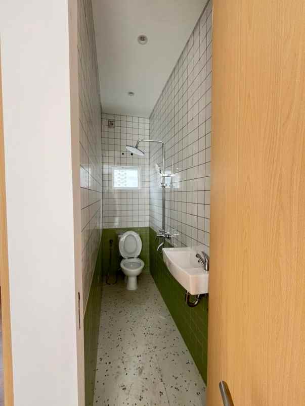 dijual rumah jalan pesantren