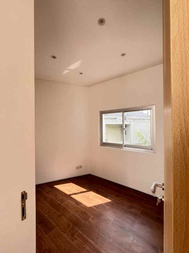 dijual rumah jalan pesantren