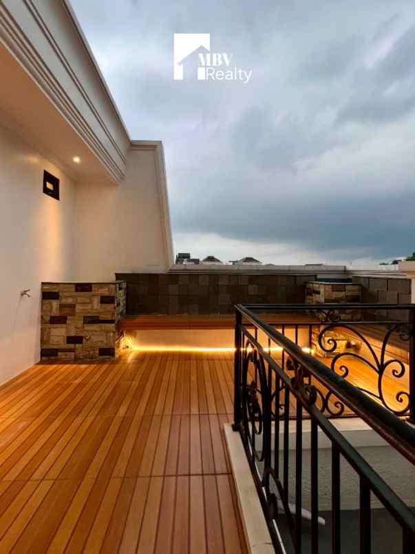 dijual rumah jalan raya kahfi jagakarsa