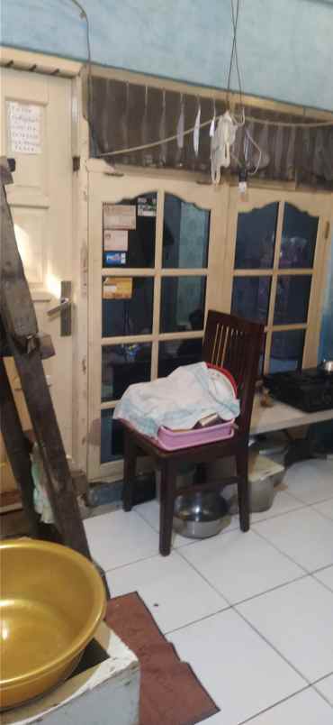 dijual rumah jalan raya penggilingan