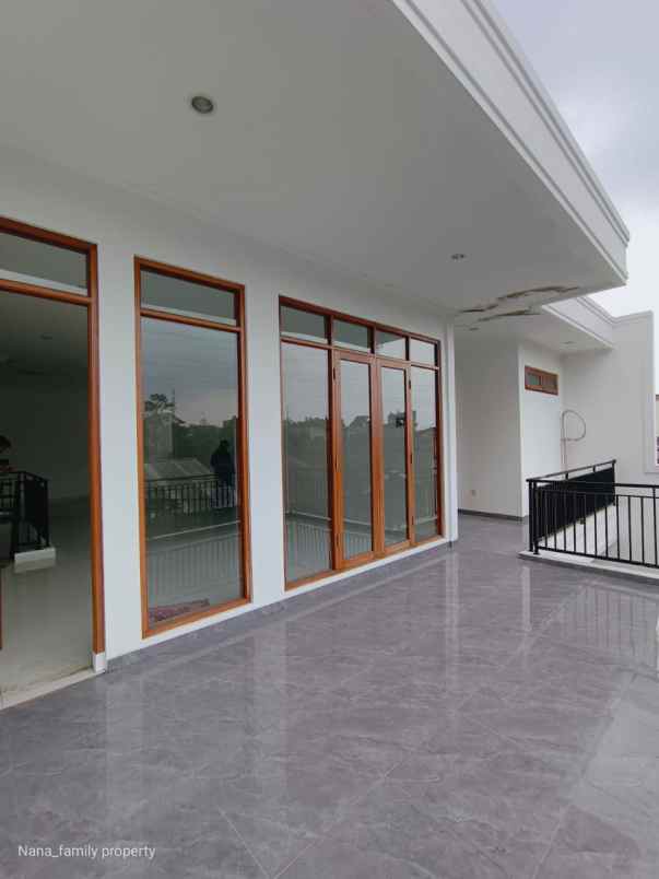 dijual rumah jalan raya pondok ranji