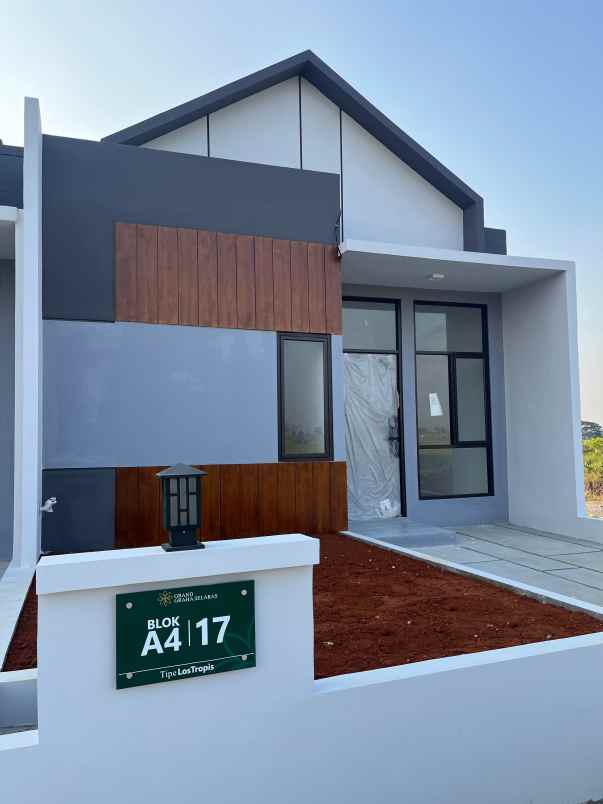 dijual rumah jalan sukatenang kec sukawangu