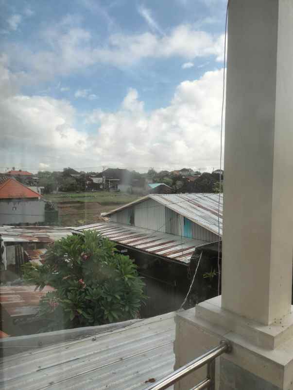 dijual rumah jalan suradipa denpasar bali