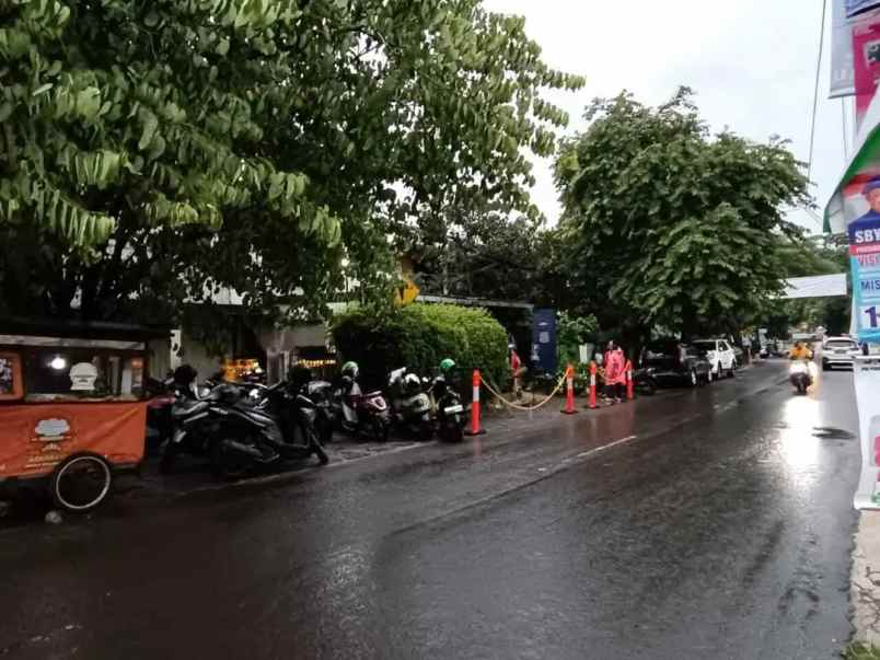 dijual rumah jalan taman sari bandung