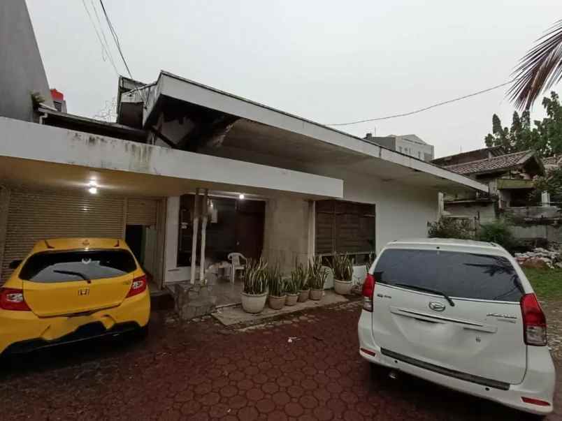 dijual rumah jalan taman sari bandung