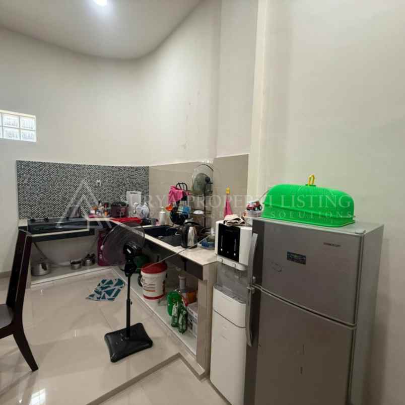 dijual rumah jalan tuba iv kompelek de