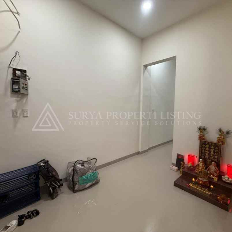 dijual rumah jalan tuba iv kompelek de