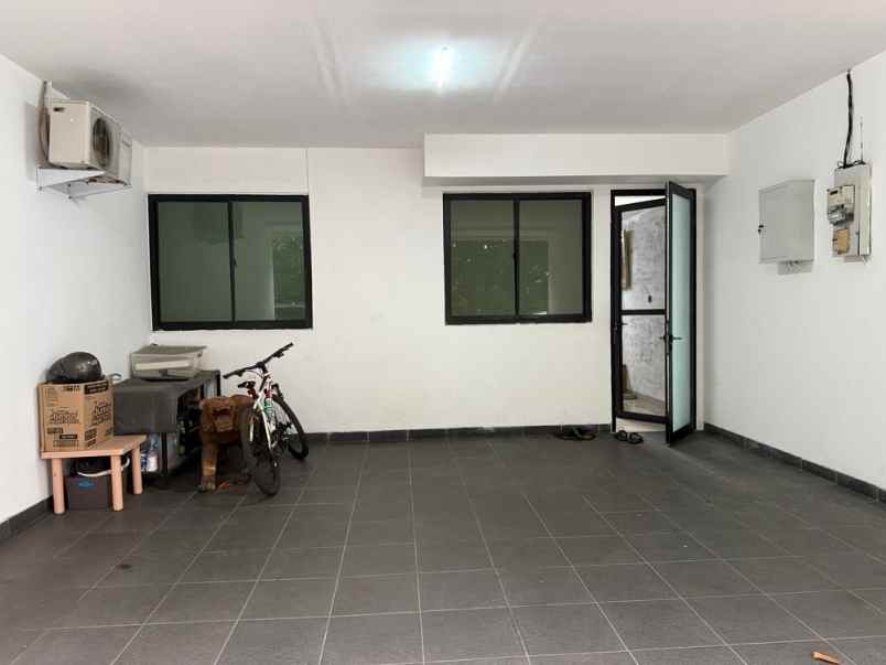 dijual rumah janur kuning residence