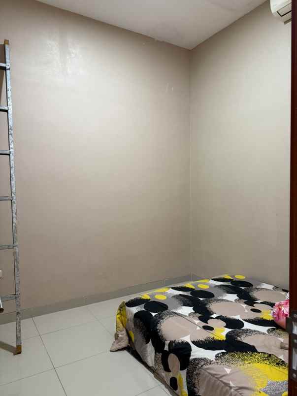 dijual rumah janur kuning residence