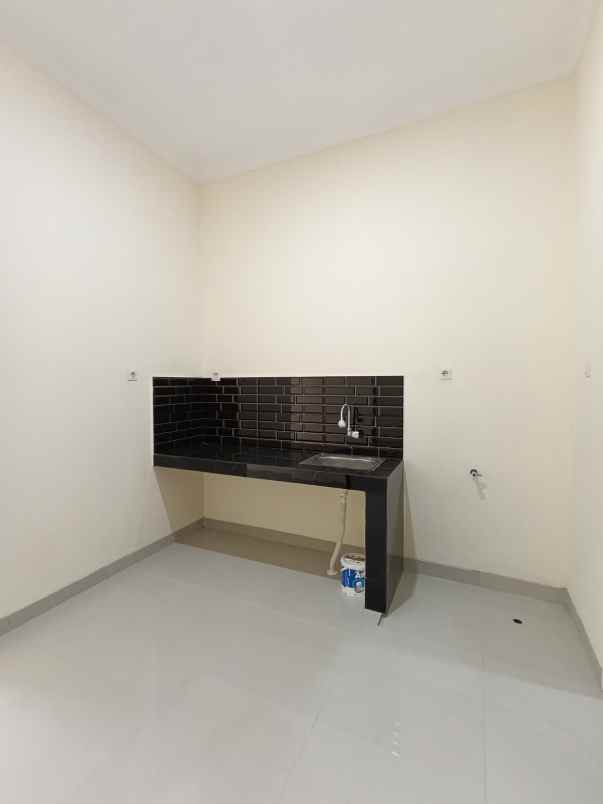dijual rumah jatimulya