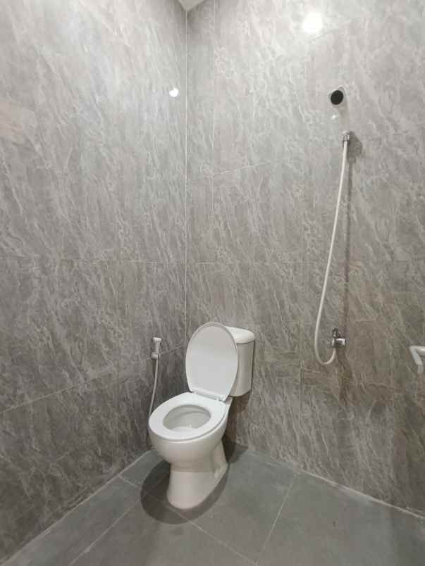 dijual rumah jatimulya