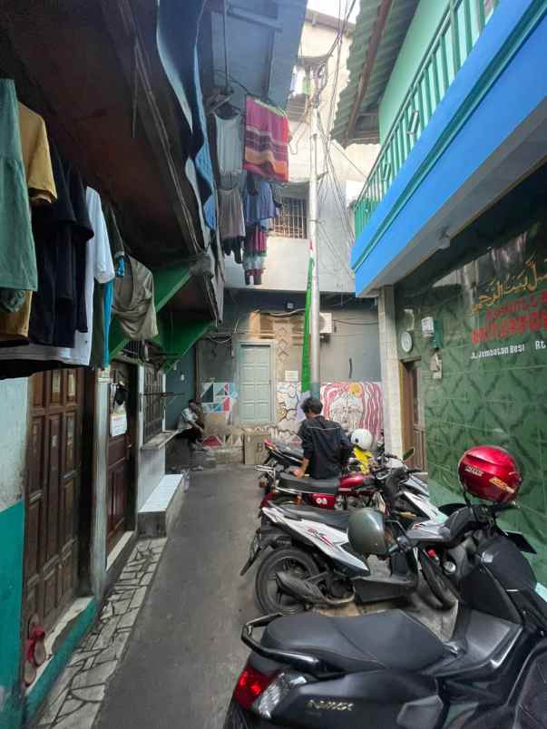dijual rumah jembatan besi tambora