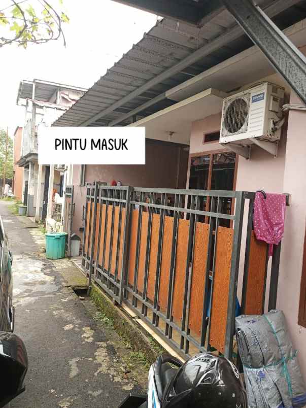 dijual rumah jl caringin pancoran mas depok