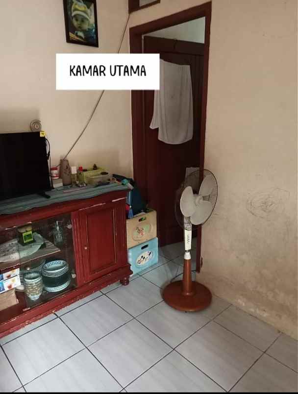 dijual rumah jl caringin pancoran mas depok