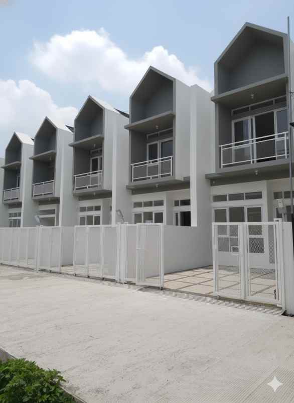 dijual rumah jl cisaranten kulon